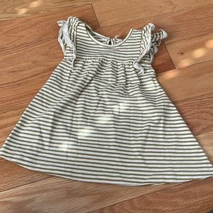 Quincy Mae 12-18 mos dress